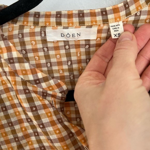 Doen Scarlet Blouse in Plaid - Picture 8 of 10